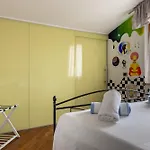 Casa Lory, Monteriggioni, Siena *